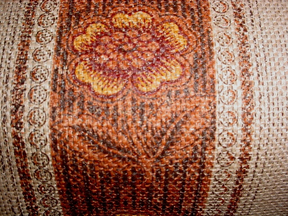 3Y Scalalmandre BR 0001DX21 Kanda Hessian Floral Hand Print Upholstery Fabric - Image 3 of 4