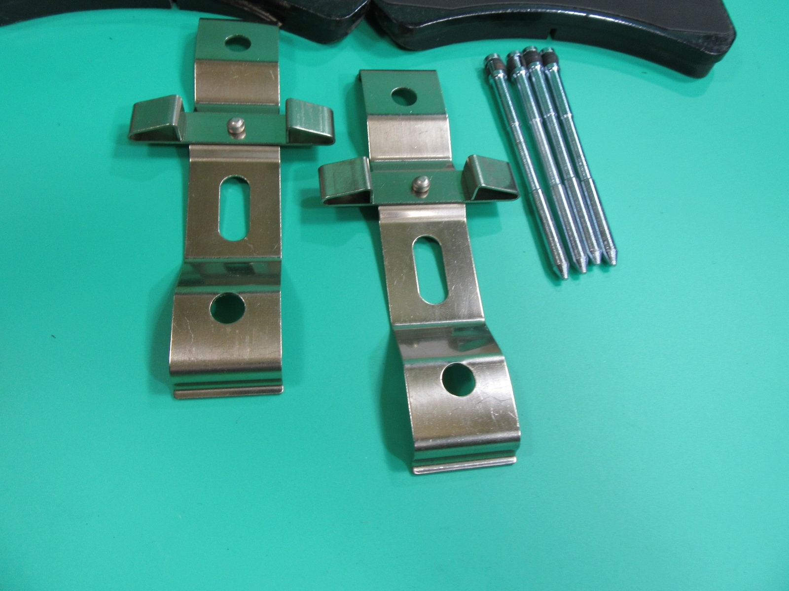 Maserati Ghibli front and rear brake pads for drilled rotors