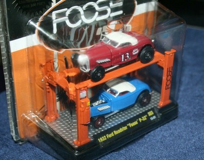M2 2013 AUTO LIFT WALMART EX..LTD PROD. FOOSE 1932 ROADSTER 2 VEHICLES