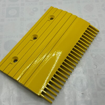 ESCALATOR ME980Y STEP COMB PLATE, 8-3/8'' YEL 25T, Replace after 1 Broken tooth  