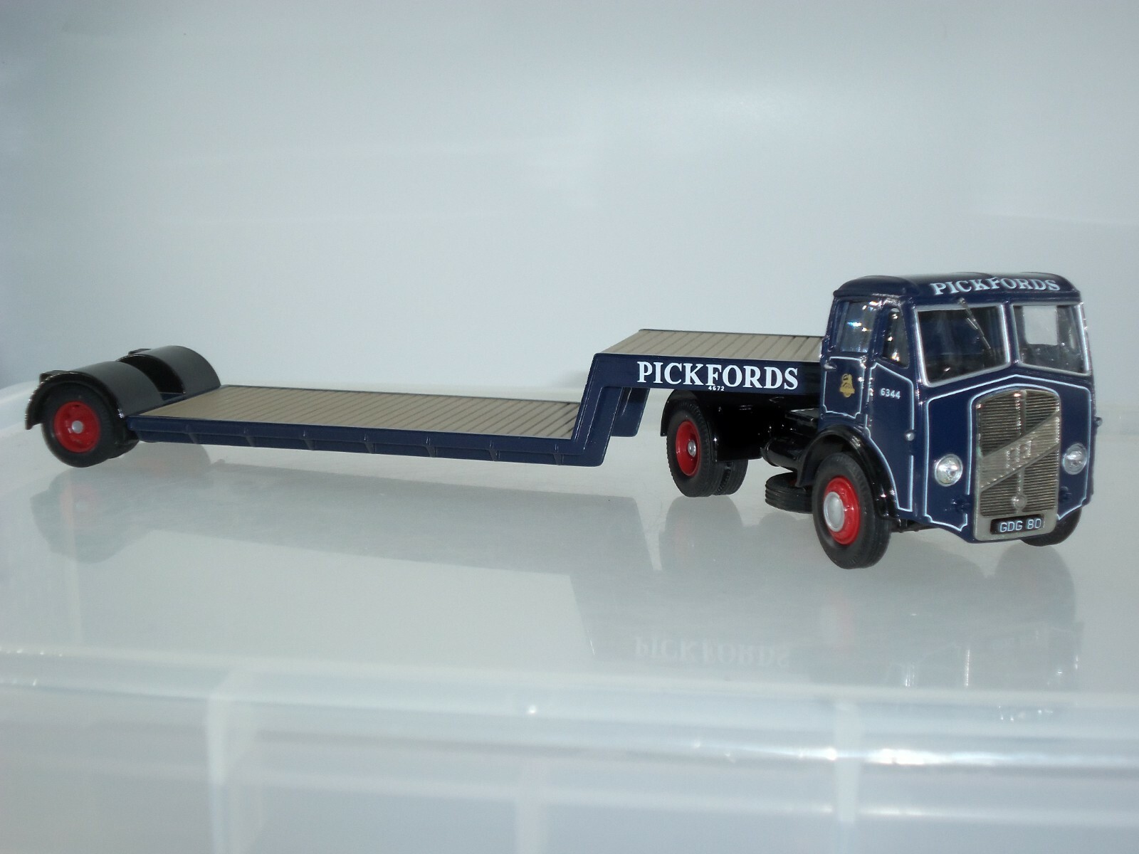 Picture 2 of 4