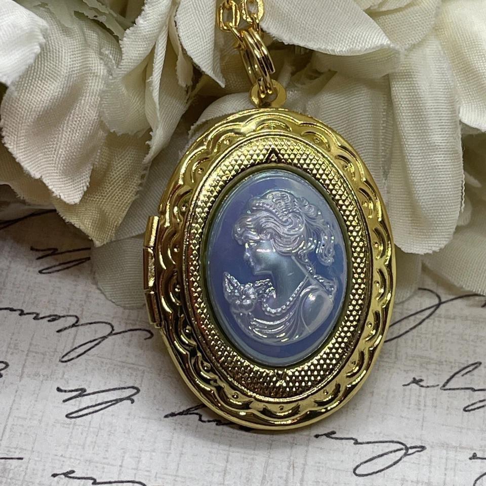 Medallón Dorado Brillante Perla Azul Dama Victoriano Doncella Collar Regalo Mamá Boda Foto 3 de 4