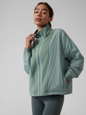 Athleta Small Evolve Hybrid Fleece Jacket NEW! Travel Commute #983659 $169