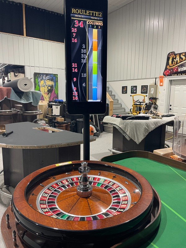 Roulette table#3, Wheel #14022 & TCS  Reader Board Package  (USED)