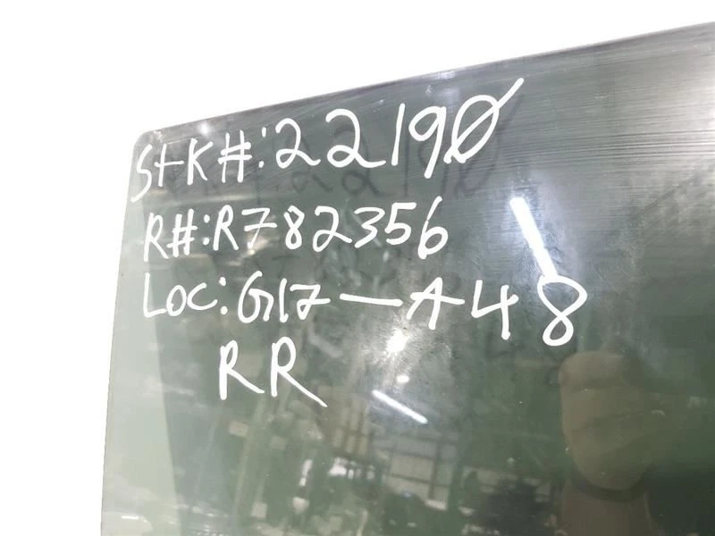Puerta trasera derecha vidrio OEM 10 11 12 13 14 15 16 17 18 19 Lincoln MKT Foto 2 de 4
