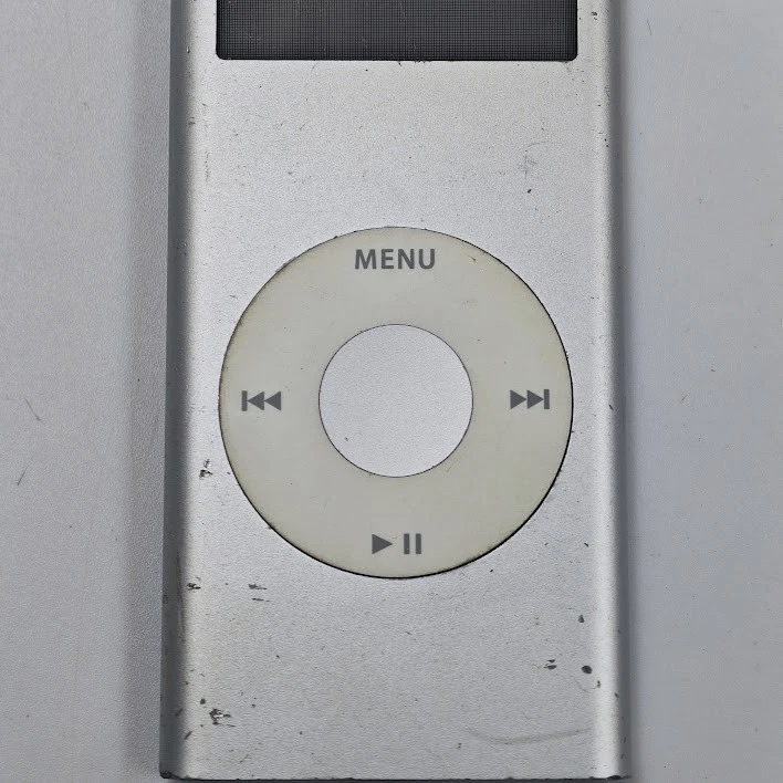 Apple Ipod A1199 4GB - Aktiv, Zerkratzt - Bild 3 von 4