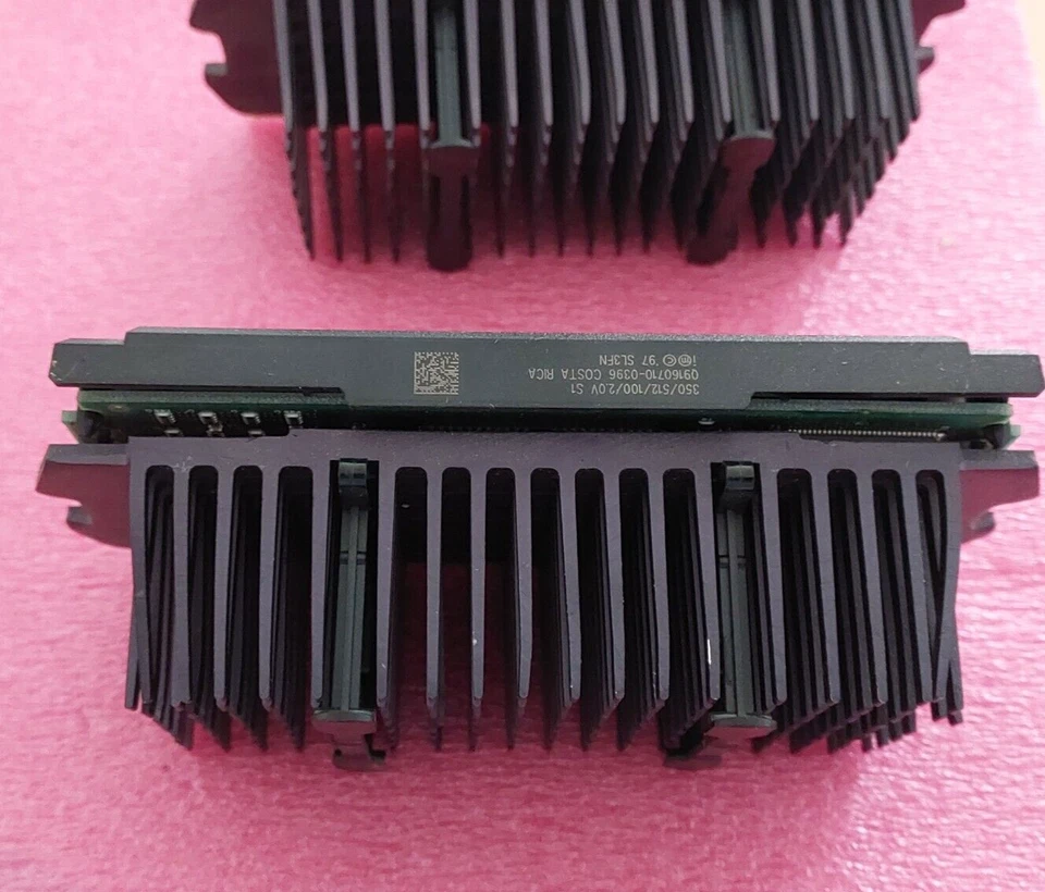 1pcs Pentium II 350MHZ Bus Rate: 100 Mhz. Cover L2. 512 Ko - Image 3 of 4