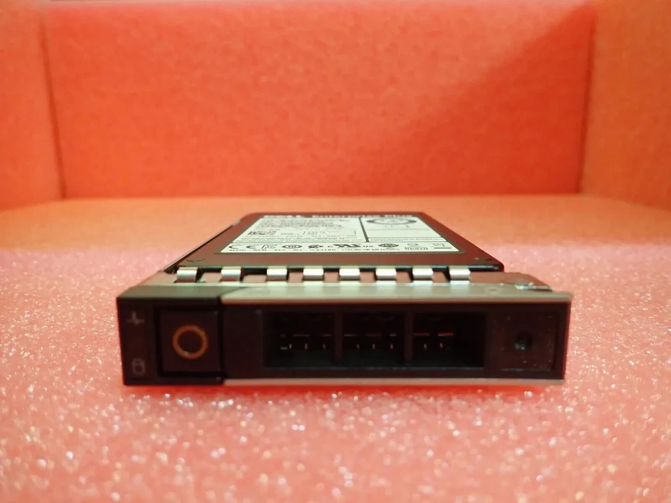 NEW Dell 3.84TB 2.5" SAS 12Gb RI TLC SSD MZ-ILS3T8B 4NMJF + 14th/15th Gen Caddy - Image 4 of 4