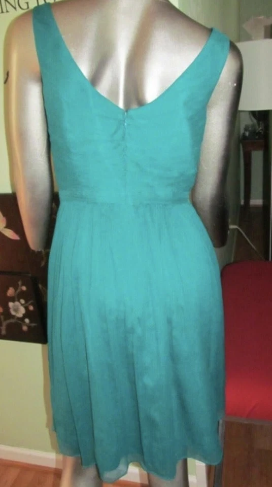 J. VESTIDO CREW VERDE SEDA GASA TALLA 6 Foto 2 de 4