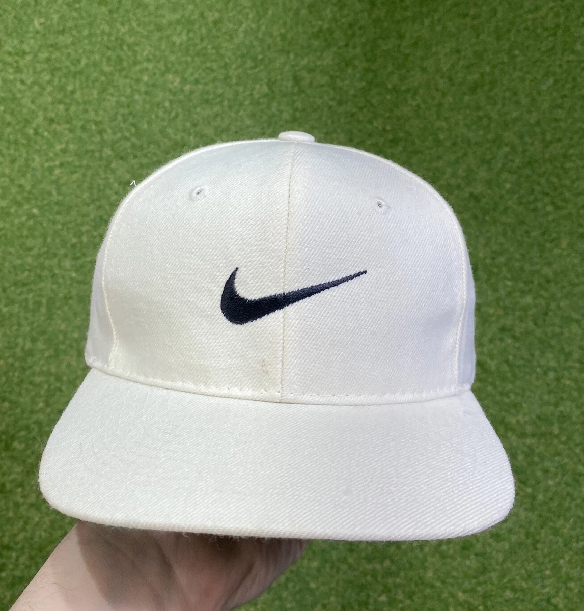 Wereldrecord Guinness Book Opgewonden zijn tempo Nike Vintage 1994 Snapback Hat USA Made Green Brim White Cap | eBay