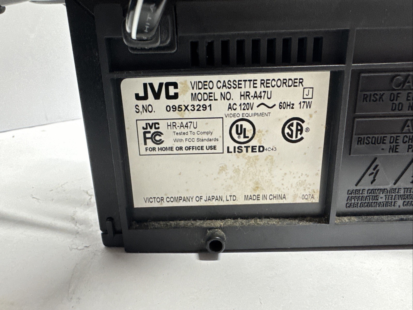 JVC VCR 4 Head Stereo Player HR-A47U Pro-Cision VHS Recorder No Remote Works