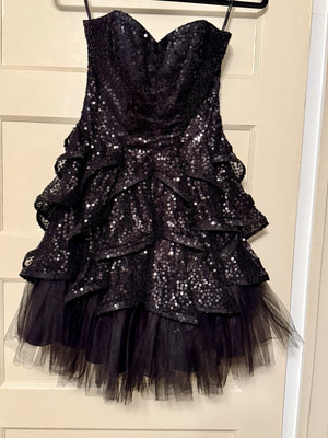 Fun! Betsey Johnson Women's Evening Sz0 Blk Bustier Style Sequin And Tulle Dress | eBay Fun! Betsey Johnson Women's Evening Sz0 Blk Bustier Style Sequin And Tulle Dress | eBay