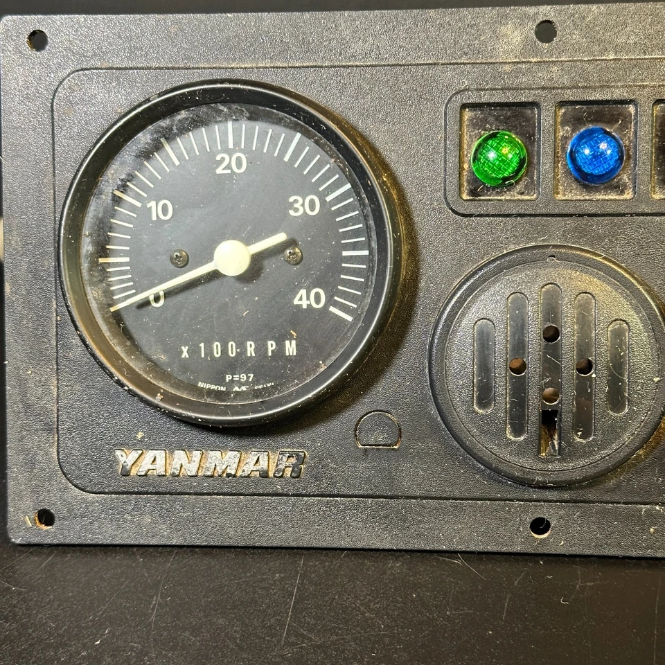 Yanmar B 型船用发动机仪表盘 — 第 2/4 张图片