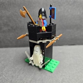 Vintage Lego Castle 1888 Black Knights Guard Shack 100% Complete 
