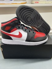 Brand New Air Jordan 1 Mid Black Fire Red Size 5.5Y / 7W 554725 079