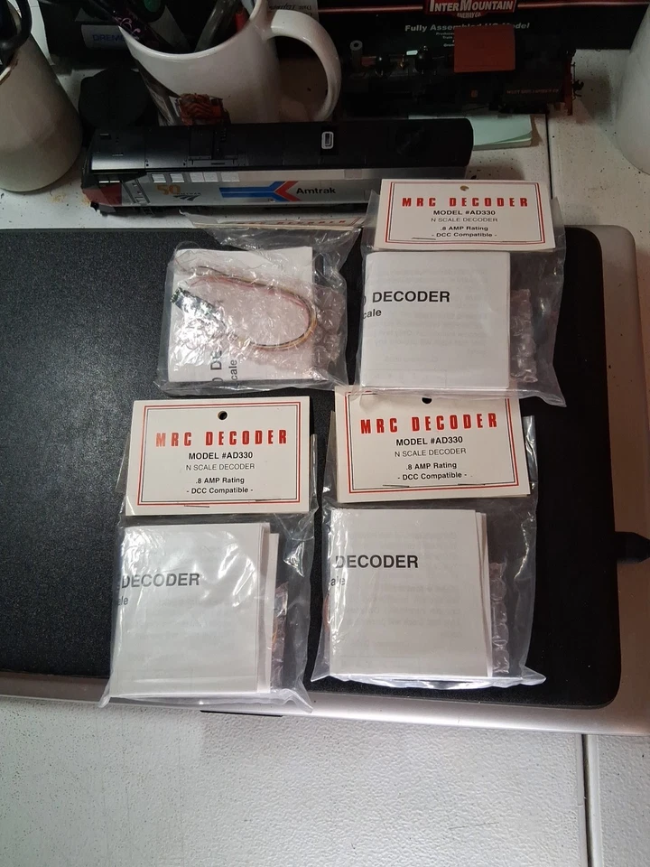 Lote de 3 decodificadores escala MrC N nuevos y uno abierto en paquetes Foto 2 de 4