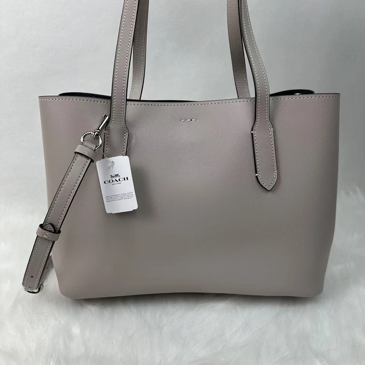 Coach Avenue tracolla a tracolla in pelle grigia doppia faccia F48733 nuova con etichetta