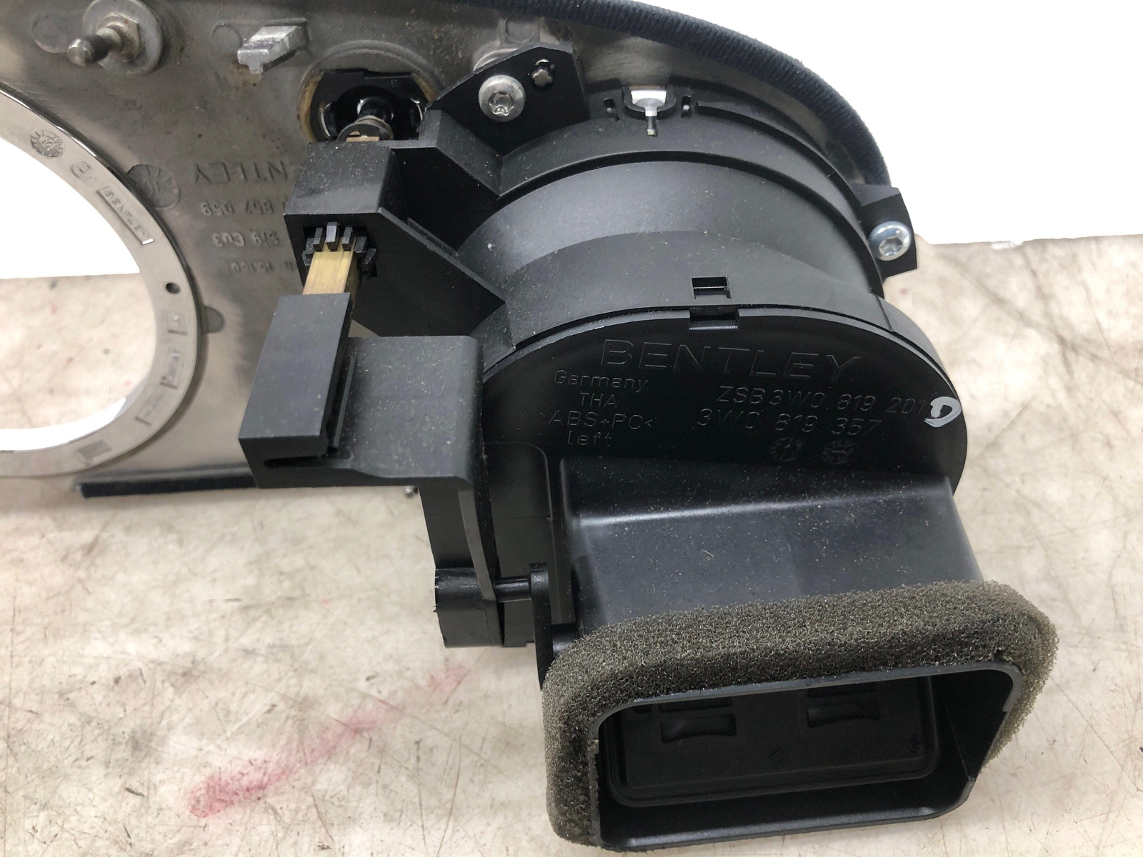 2006-2012 BENTLEY CONTINENTAL SPEEDOMETER INSTRUMENT CLUSTER COVER 3W0857059