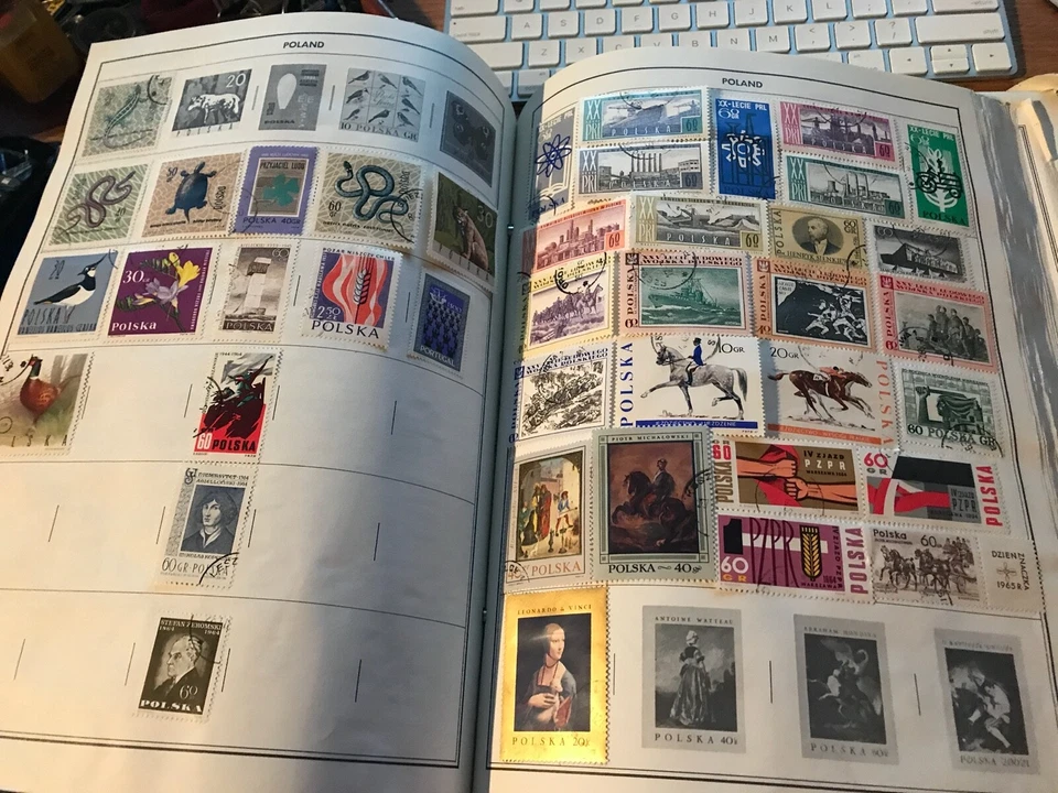 Ambassador Album For Stamps Of The World - Image 4 of 4