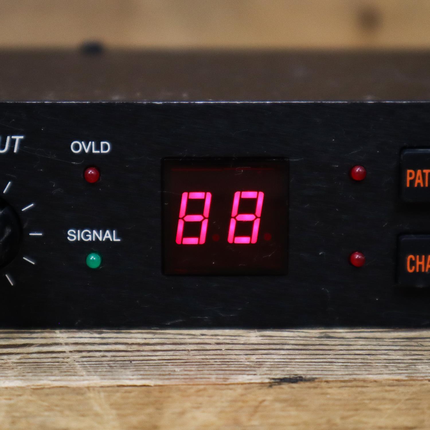 Alesis Midiverb II Reverb Effects Processor with Power Supply FX 2 TWO U239595 eBay