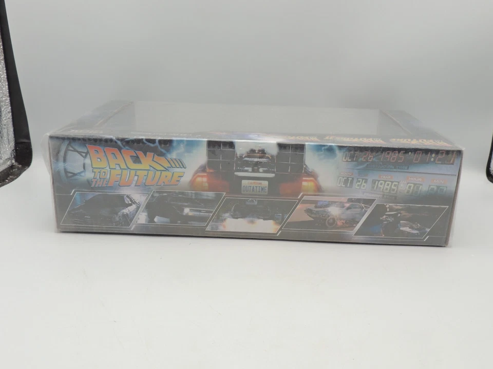 Vitesse - Retour Vers Le Futur - Delorean Coffret - Voiture Miniature 1/43 - Photo 4/4