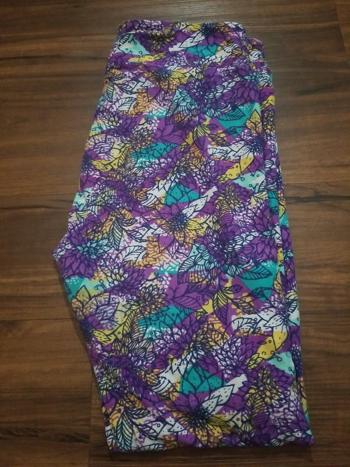 LULAROE LEGGINGS TC PURPLE FLORAL PRINT - image 1