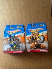 Hot Wheels 2×Speed Cycles Desert Force/Road Roller with Rider Orange V21