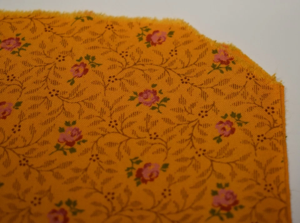 DAINTY FLORAL COTTON FABRIC vintage calico YELLOW PINK 34" x 44" + - Image 4 of 4