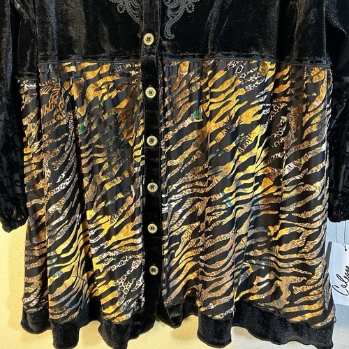 Calessa Tunic Top Plus Size 2X Black Embroidered Velvet Sheer Animal Print NEW - Picture 7 of 12