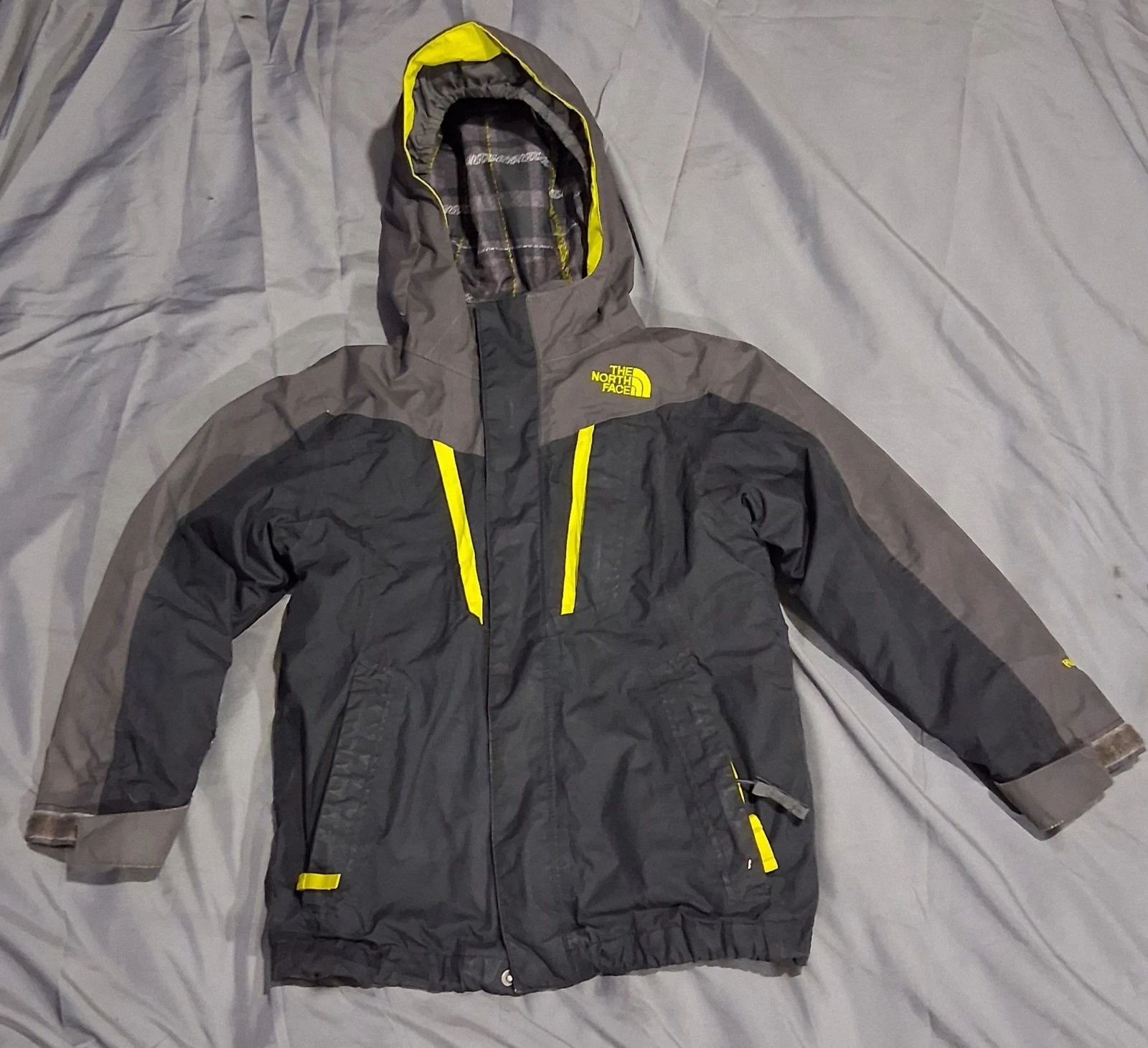 The North Face Boys 3-in-1 Hooded Jacket Black Gray Yellow Removable Liner