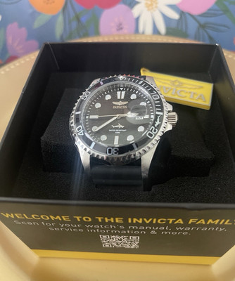 Invicta Pro Diver Shark Men's Watch Black Silicone Band/Black Dial 47161 New