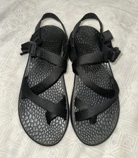 CHACO MENS BLACK SANDALS SIZE 11