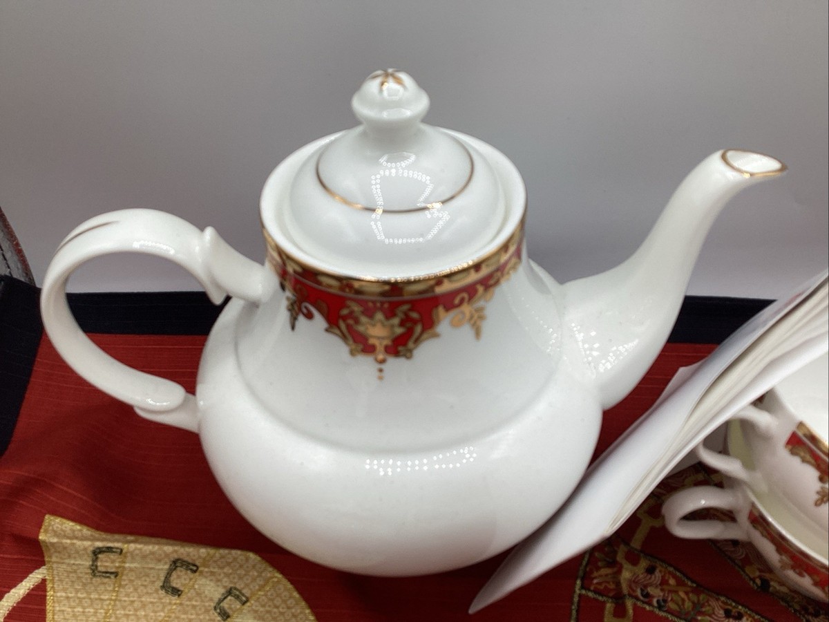 Hai Ge Lei Tea Pot Set Creamer Sugar 6 Cup Fine Bone China Serving