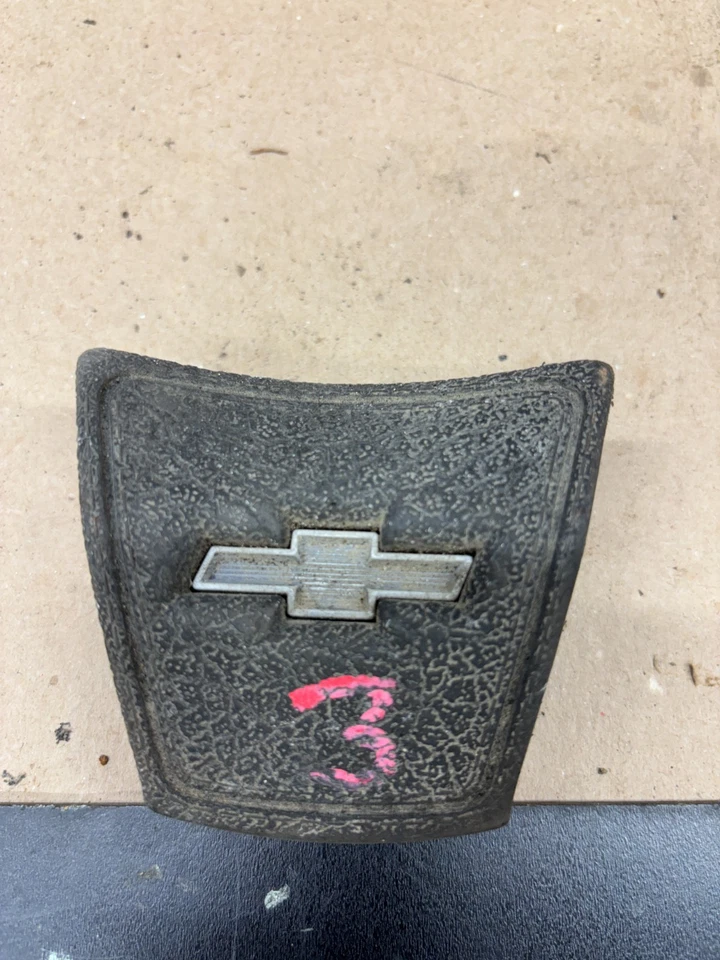 Chevrolet GMC K10 C10 K5 1967 1971 1972 VOLANTE BOCINA BOTÓN CENTRO 72 71 Foto 2 de 4