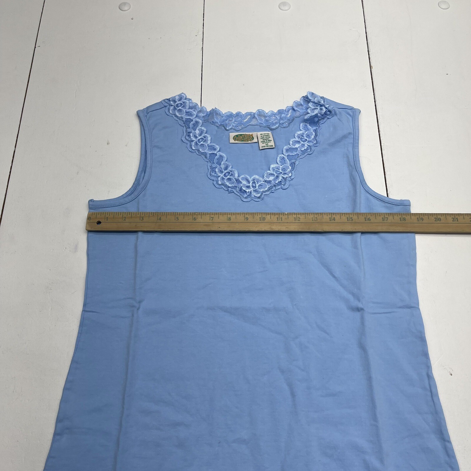 Collections Etc Blue Lace Trimmed Tank Women’s Size Medium New