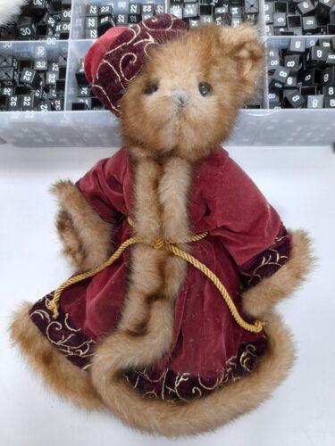 Bearington Collection Bears "Sir Nicholas" in GC - Picture 1 of 5