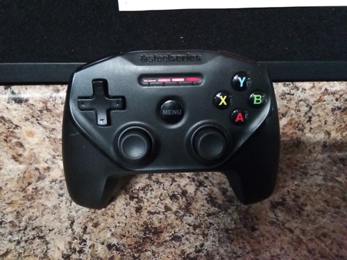 Steelseries Nimbus Wireless Gaming Controller (Apple) - Picture 2 of 12