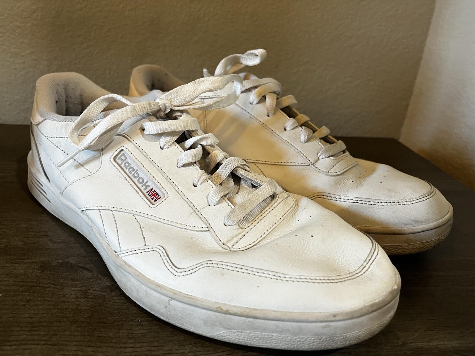 Men’s 12 Wide Reebok Classic White Sneakers 12077255