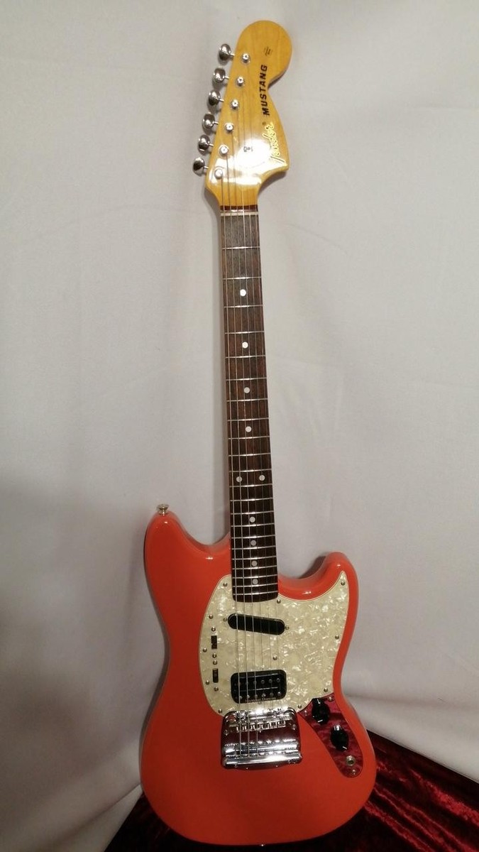 Fender Japan KC-MG Fender エレキギター Mustang Fender Japan Mustang KC-MG FRD Kurt Cobain Model Electric