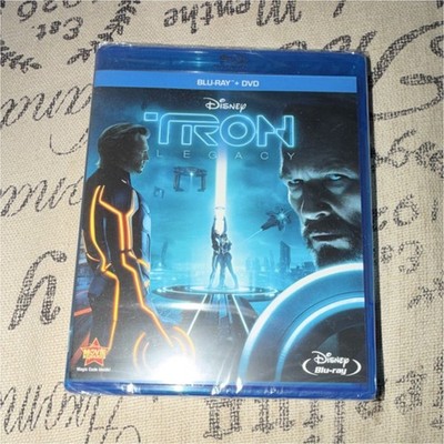 Disney Tron: Legacy Blu-ray DVD Combo Pack, Widescreen, Bonus Material, 2010