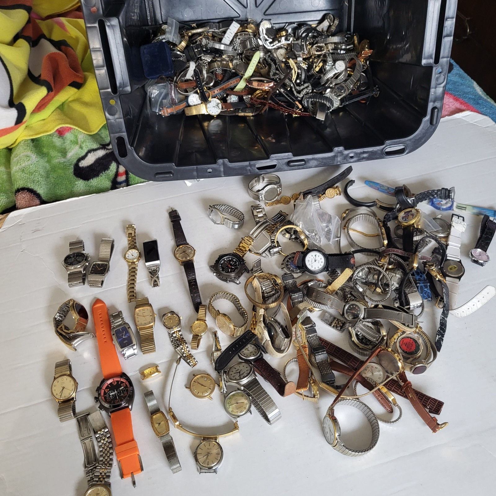 Lot Scrap 17 Vintage Watch Quartz Mixed Parts Mechanical lb Repair Timex Bulk - VintageWatches.PK Lot Scrap 17 Vintage Watch Quartz Mixed Parts Mechanical lb Repair Timex Bulk - vintagewatches.pk