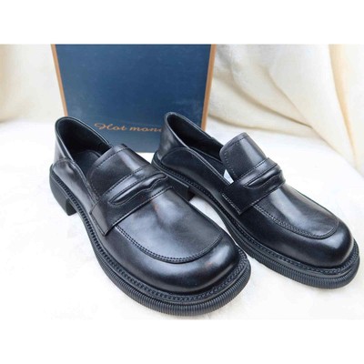 Hot Money Midnight Black Leather Loafer Womens Size 40/9