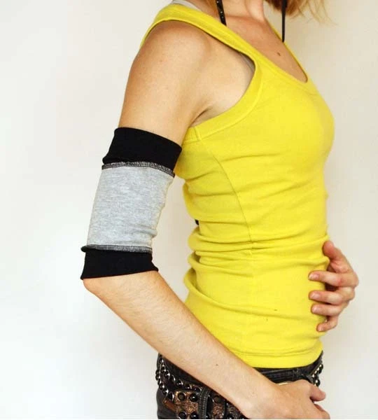 棉质臂带黑色 Rollerderby 袖口跑步 ID 手机支架 保护套 锻炼 — 第 3/4 张图片