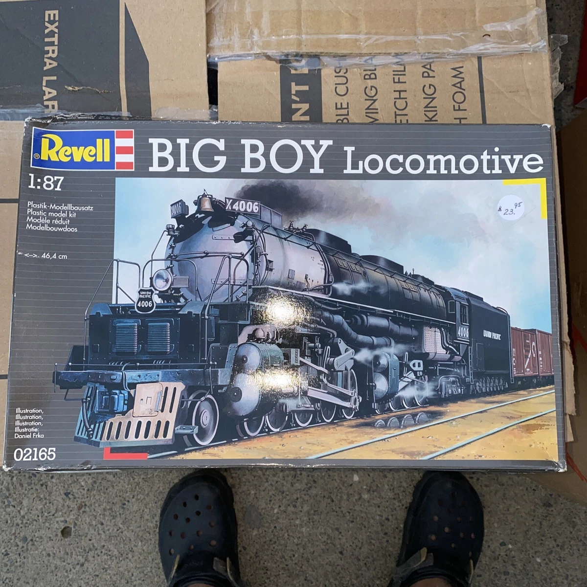 Revell big hotsell boy locomotive model