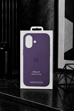 Apple iPhone 17 Silicone Case MagSafe Purple Fog Genuine New Boxed