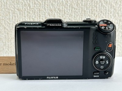 Fujifilm FinePix F550EXR Black 16.0MP 15x Digital Camera Tested