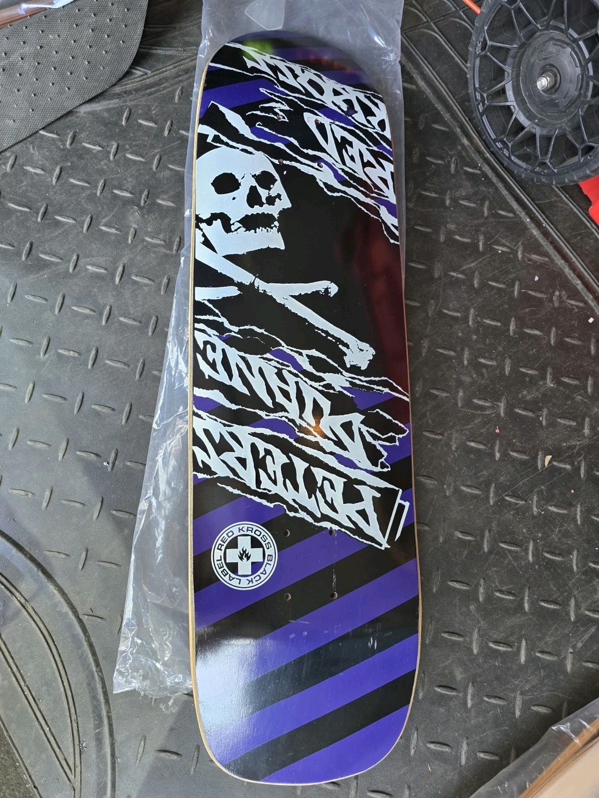 Picture 1 of 3