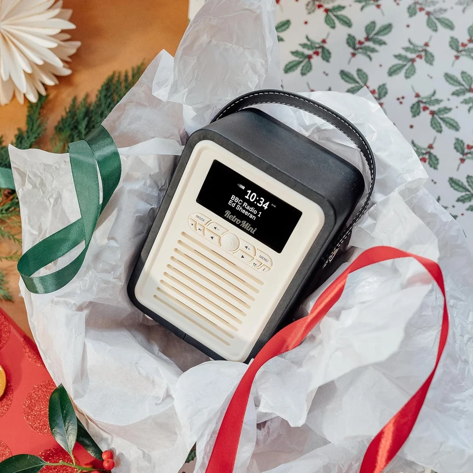 Tragbares DAB Radio mit Bluetooth-Lautsprecherein, DAB+Radio Alarm Wecker - Bild 2 von 4