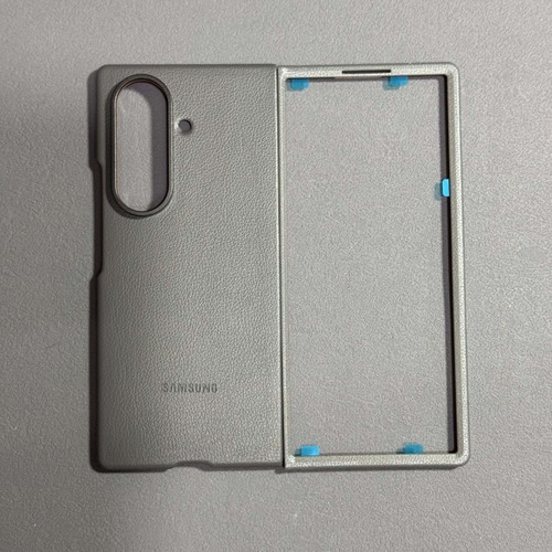 Coque fine antidérapante en cuir pour Samsung Galaxy Z Fold7 Galaxy Z Fold6 - Photo 5 sur 33