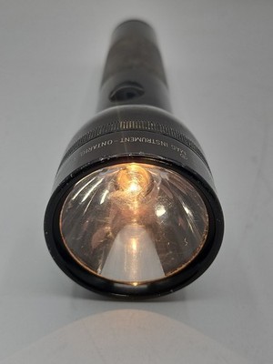 Mag-Lite 2 D Cell Battery Flashlight Heavy Duty Mag Light 10'' USA Tested 